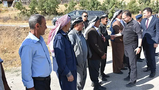 Vali Kızılkaya, Pervari Doğan Köy Yolunda İncelemede Bulundu