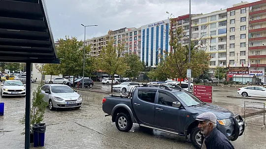 Siirt'te Hastası Olan Vatandaşlar Aracını Hastaneye Park Edemiyor! Otopark Kısıtlanınca Hastalar Daha da Mağdur Oldu