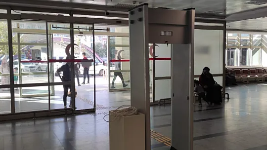 Siirt Eğitim ve Araştırma Hastanesi'ne Silahlı Girişleri Önlemek İçin 'X-Ray' Cihazı Kuruldu