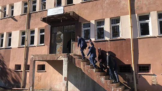 Eruh'taki Atıl Bina Yatılı Kur'an Kursu Olacak