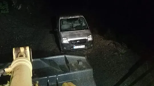 Siirt'te heyelan meydana geldi! 12 kişi ekiplerin çalışmasıyla kurtarıldı