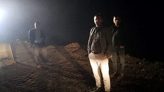 Siirt'te heyelan meydana geldi! 12 kişi ekiplerin çalışmasıyla kurtarıldı