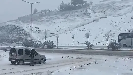 Siirt Girişi Trafiğe Kapandı!