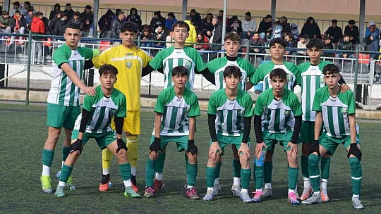 Yeşil sahada 3 kupalı şampiyon