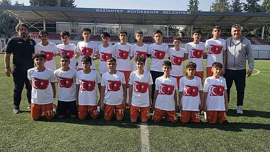Yeşil sahada 3 kupalı şampiyon
