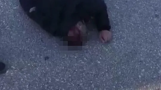Yolun karşısına geçmek isterken otomobilin çarptığı yaşlı adam öldü