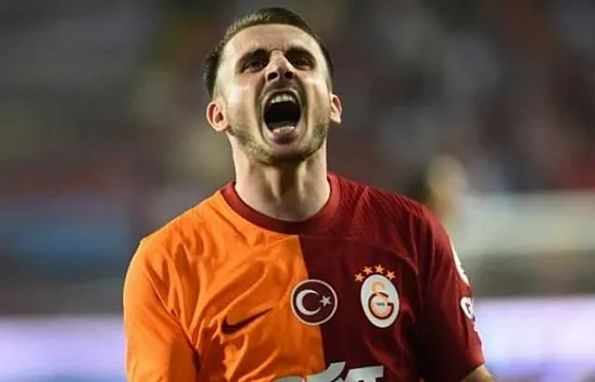 Galatasaray'da Kerem Aktürkoğlu'nun kadrodan çıkarılmasına ettiği küfür sebep olmuş