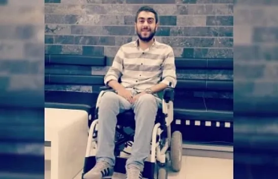 Siirt'te Havuza Atlarken Kafasını Taşa Vurup Felç Kalan Gençten Sevindiren Gelişme!
