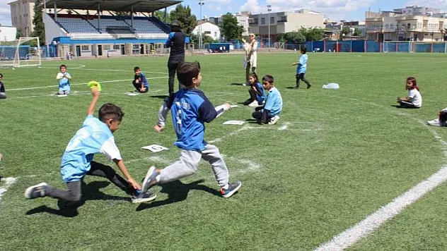 Adıyaman'da geleneksel çocuk oyunlarına yoğun ilgi