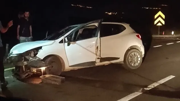 Siirt Aktaş Köyü Girişinde Kaza: İki Araç Çarpıştı, En Az Bir Yaralı Var