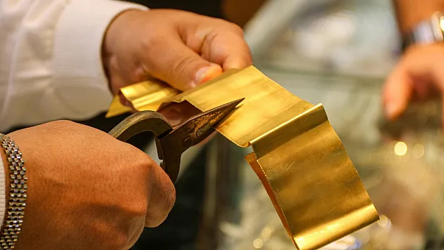 Altın Piyasasında Yeni Dönem: Kesme Altın Alımına Kısıtlama Getirildi!