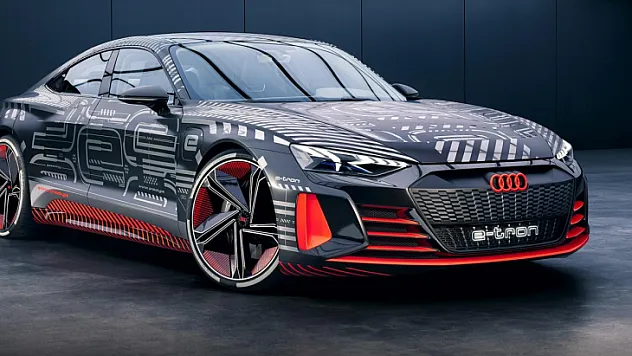 Audi'nin elektrikli otomobil hayali kısa sürdü!