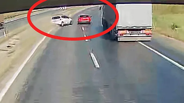 Batman Kozluk'ta Hatalı Sollama Kazaya Neden Oldu: Otomobil Şarampole Uçtu, O Anlar Kamerada