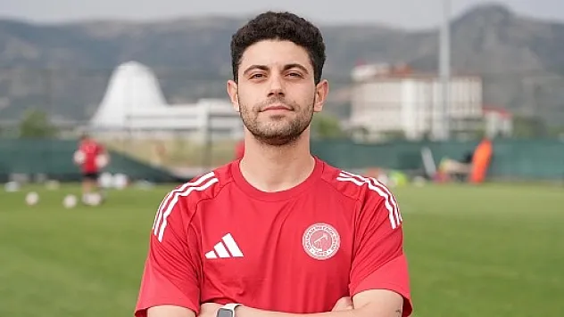 Diyetisyen Mehmet Nail Özer Uyardı: Yaz Meyveleri Kan Şekerini Yükseltebilir