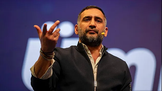 Eski Futbolcu Ümit Karan ''Basit Cinsel Saldırı'' Suçundan Tutuklandı! Cezaevine Gönderildi