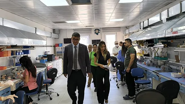 İl Sağlık Müdürü Hacıoğlu'ndan Diş Hastanesi'ne Ziyaret