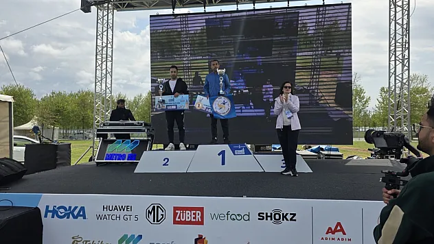 İstanbul Yarı Maratonu'nda Siirt'ten Büyük Başarı: Muhittin Gürhan Birinci Oldu