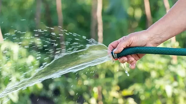 Kurtalan Belediyesi'nden Su Tasarrufu Uyarısı: Bağ ve Bahçe Sulamak Yasaklandı!