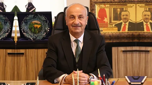 Mehmet Şefik Erden, Siirt Valisi ve Belediye Başkan Vekili Kemal Kızılkaya'nın Danışmanı Olarak Göreve Başladı