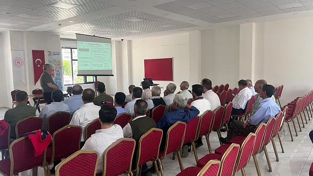 Pervari'de Yatırımcılara TKDK IPARD III Destekleri Anlatıldı