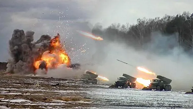 Rus füzeleri Ukrayna'nın başkenti Kiev'i hedef aldı! Bilanço ağır, manzara korkunç