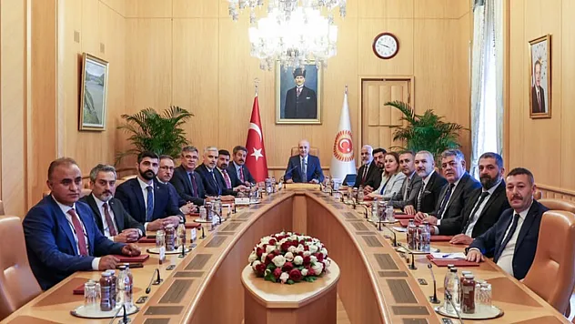 Siirt Baro Başkanı Av. Muhammed Alptekin, TBMM Başkanı Kurtulmuş'la Görüştü