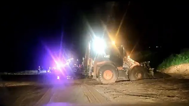Siirt-Baykan Karayolu Yoğun Yağışın Ardından Kontrollü Olarak Ulaşıma Açıldı