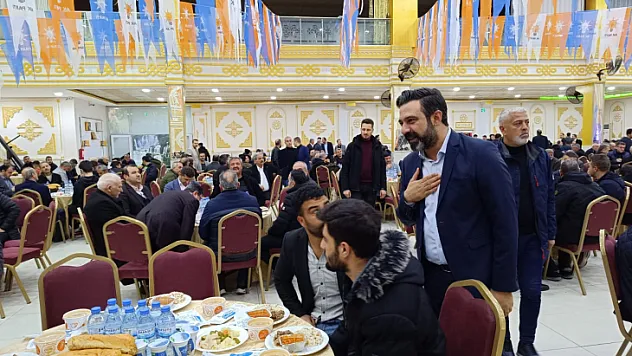 Siirt Belediye Başkan Adayı Ekrem Olğaç, Her Gün Bin Kişiyle İftarda Bir Araya Geliyor! Olğaç: Siirt'in Tüm Sorunlarını Halkımızla Birlikte Çözeceğiz
