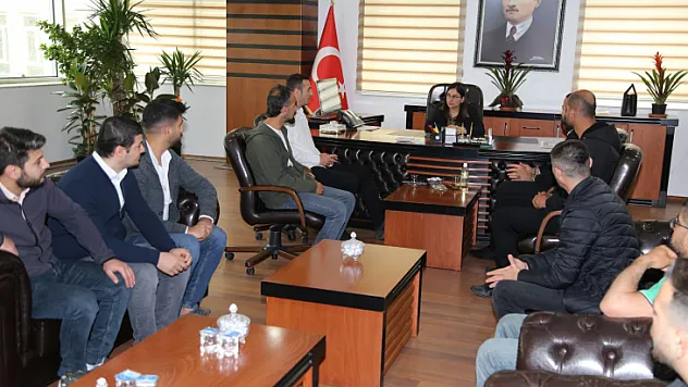 Siirt Belediye Eşbaşkanları Her Çarşamba Gününü Vatandaşla Buluşma Etkinliğine Ayırdı!