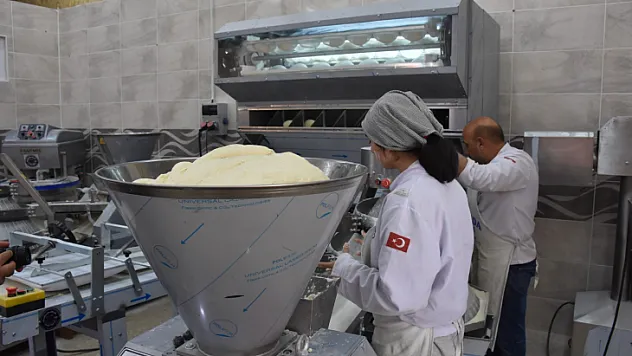 Siirt Belediyesi, Halk Ekmek Büfelerinin Sayısını Artırıp Üretim Kapasitesini 2 Kayına Çıkardı!