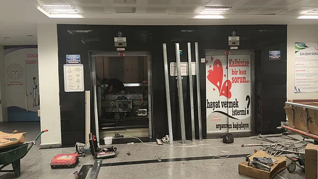 Siirt Eğitim ve Araştırma Hastanesi'nde Asansörlere Bakım Başladı