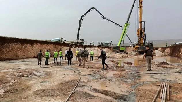 Siirt İl Sağlık Müdürü Ömür, İnşaatına başlanılan 400 yataklı hastanenin ne zaman biteceğini açıkladı!
