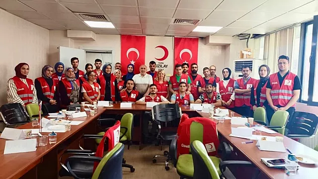 Siirt Kızılay'dan 'Engelsiz Yaşam Kültürü' Eğitimi