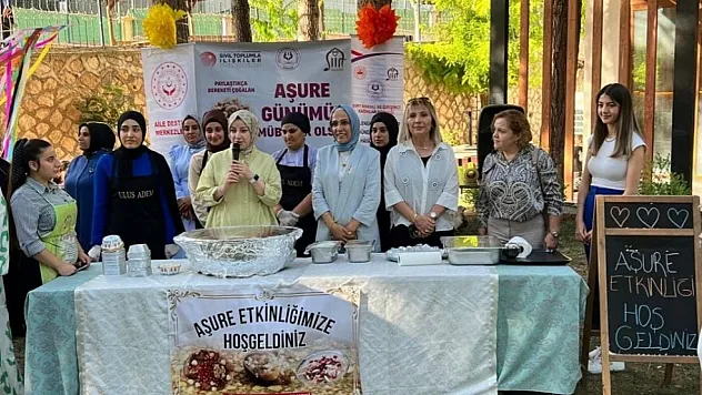 Siirt Millet Bahçesi'nde Aşure Buluşması: Birlik ve Paylaşma Ruhu Ön Plandaydı