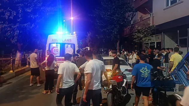 Siirt'te 12 Yaşındaki Kıza Minibüs Çarptı! Kazaların Yoğun Olduğu Noktada Yine Can Yandı