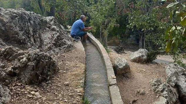 Siirt'te Bu Köyde Karara Uymayana Muhtardan 1.500 TL Ceza!