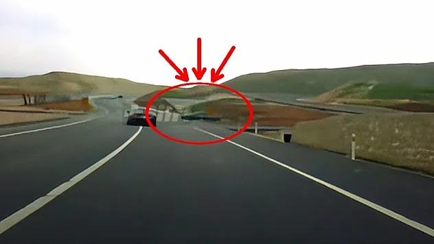 Siirt'te Dikkatsiz Sürücü Bir Aileyi Ölümle Burun Buruna Getirdi!