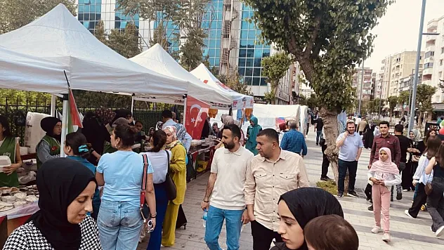 Siirt'te Gazze İçin Gönüller Bir Oldu: Hayır Çarşısına Yoğun İlgi