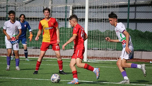 Siirt'te Genç Yetenekler Sahaya Çıkıyor! TFF U-17 1. Kademe Müsabakaları Siirt'te Oynanacak!