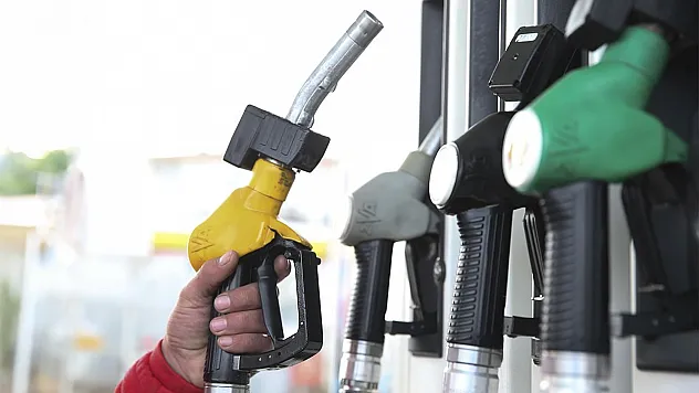 Siirt'te Güncel Akaryakıt Fiyatları Belli Oldu! Siirt'te Benzin, Motorin ve LPG Kaç Liradan Satılıyor? İşte Fiyatlar