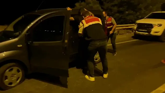 Siirt'te son yılların en büyük uyuşturucu operasyonu yapıldı! 170 kilogram uyuşturucu ele geçirildi: 3 kişi tutuklandı