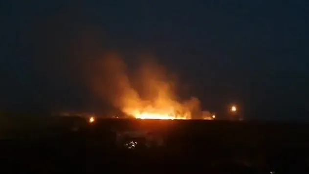 Siirt'te Yamaç Paraşütünün Yapıldığı Bölgede Çıkan Yangın Kısa Süreli Paniğe Neden Oldu