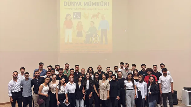 Siirt Üniversitesi Öğrencileri Harçlıklarını Birleştirdiler, Hayatlara Dokundular