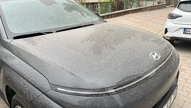 Toz Bulutları Siirt'te Gündelik Hayatı Olumsuz Etkiledi