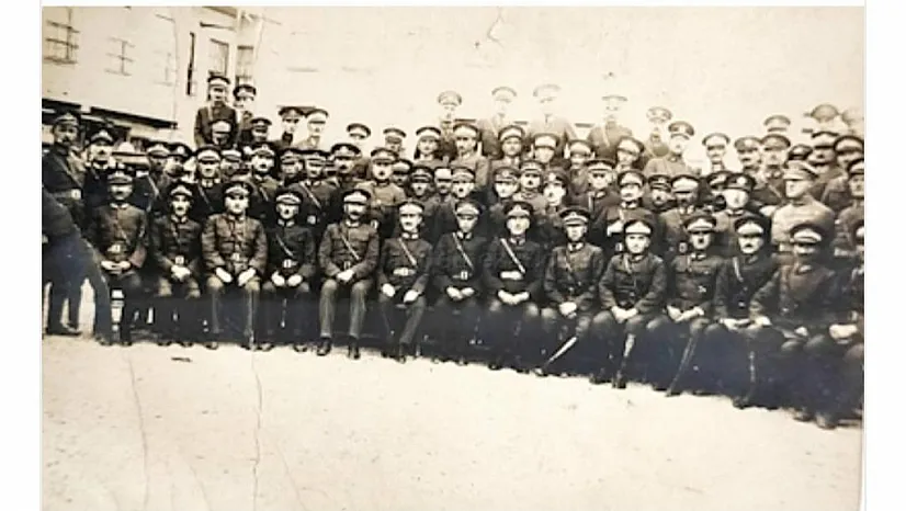 100 Yıllık Bir Veda Hatırası: 1925'te Siirt'e Tayin Olan Komutanın Tarihi Belgesi Ortaya Çıktı