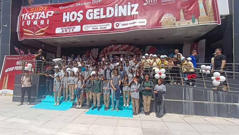 11. Siirt Kitap Fuarı Kapılarını Açtı: 'Gençler Okusun Diye' Temasıyla Binlerce Kitap Okuyucuyla Buluşuyor