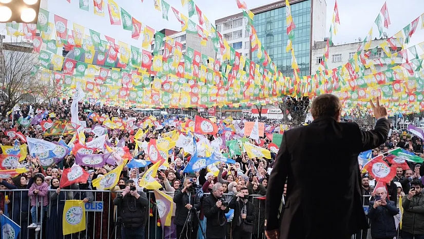 DEM Parti 'Yeni Dönem' İçin Sahaya İniyor