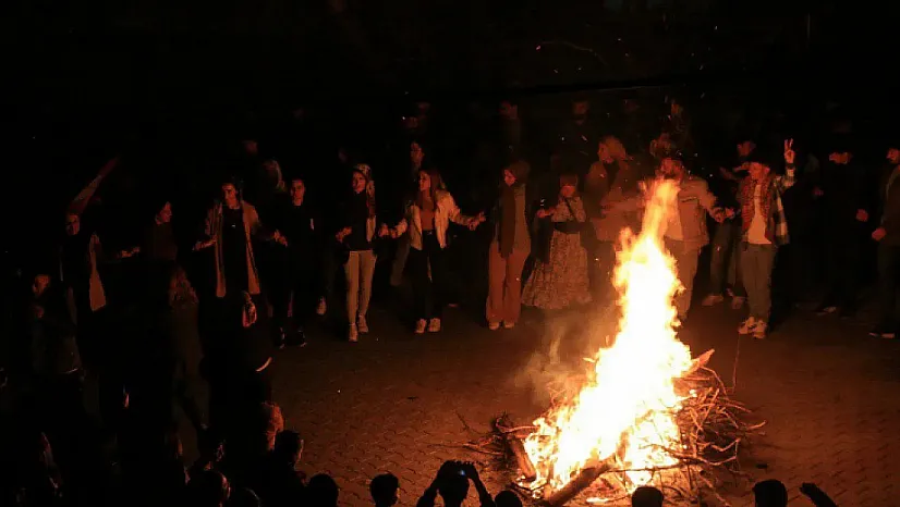 Newroz Bayramı Resmi Tatil Olma Yolunda: AK Parti'den Kanun Teklifi