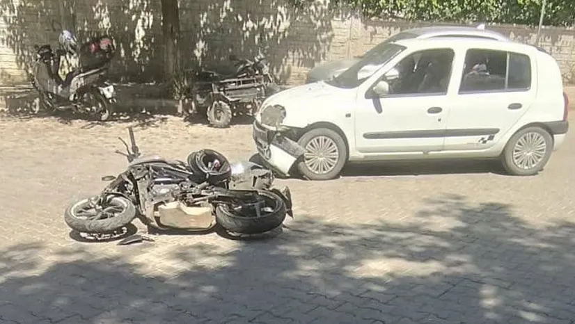 Siirt'te Otomobil ile Motosiklet Çarpıştı: 1 Kişi Yaralandı