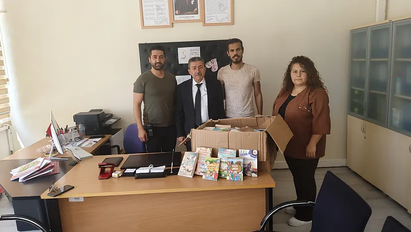Siirtli Miniklerden Büyük Kalpli Proje: Kitaplar Yolculuğa Çıktı
